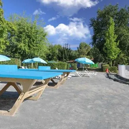 3 Etoiles - Piscine - Ccagi0g Campsite *